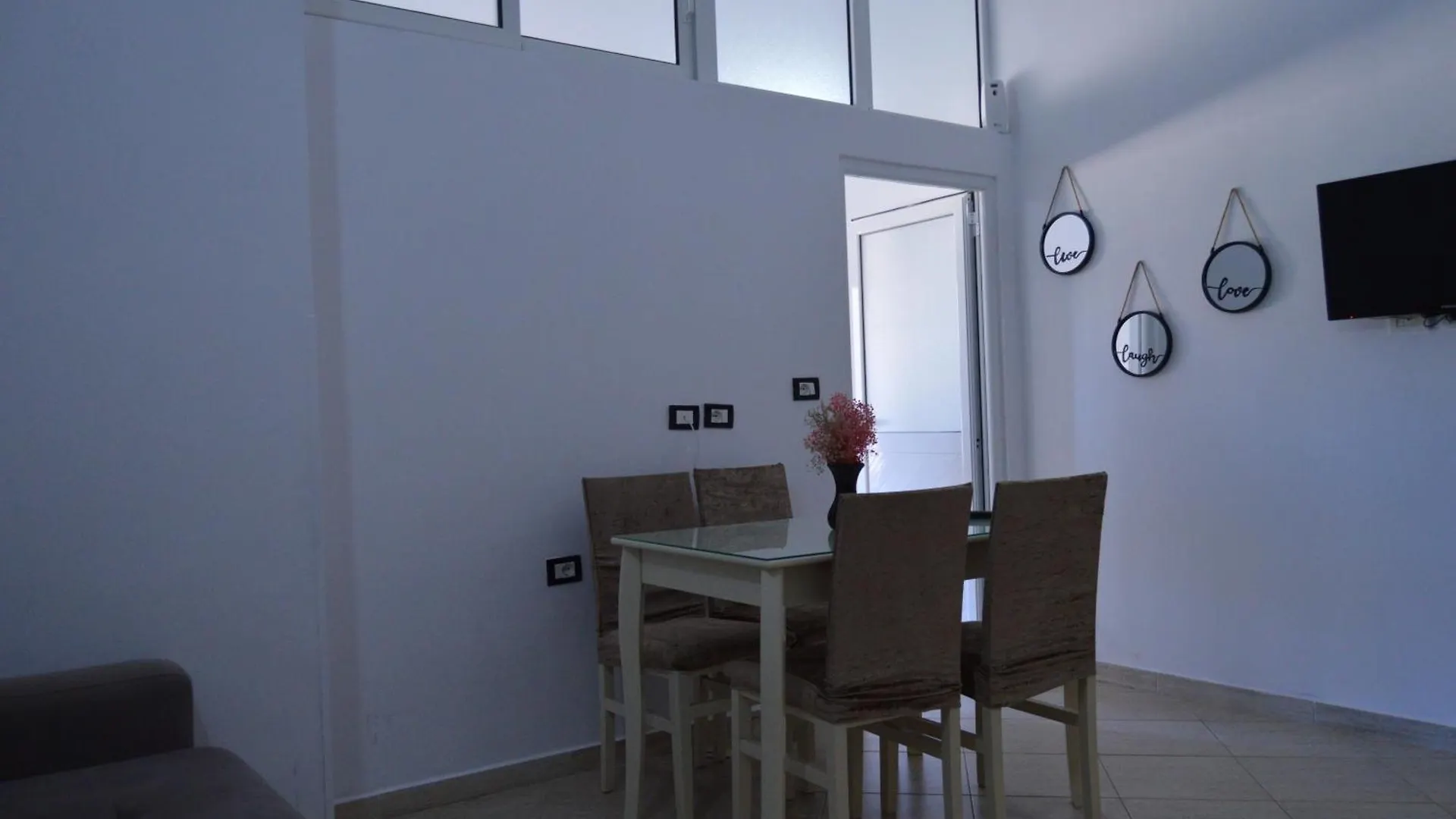 Wilson Residence Sarande 0*,  Albania
